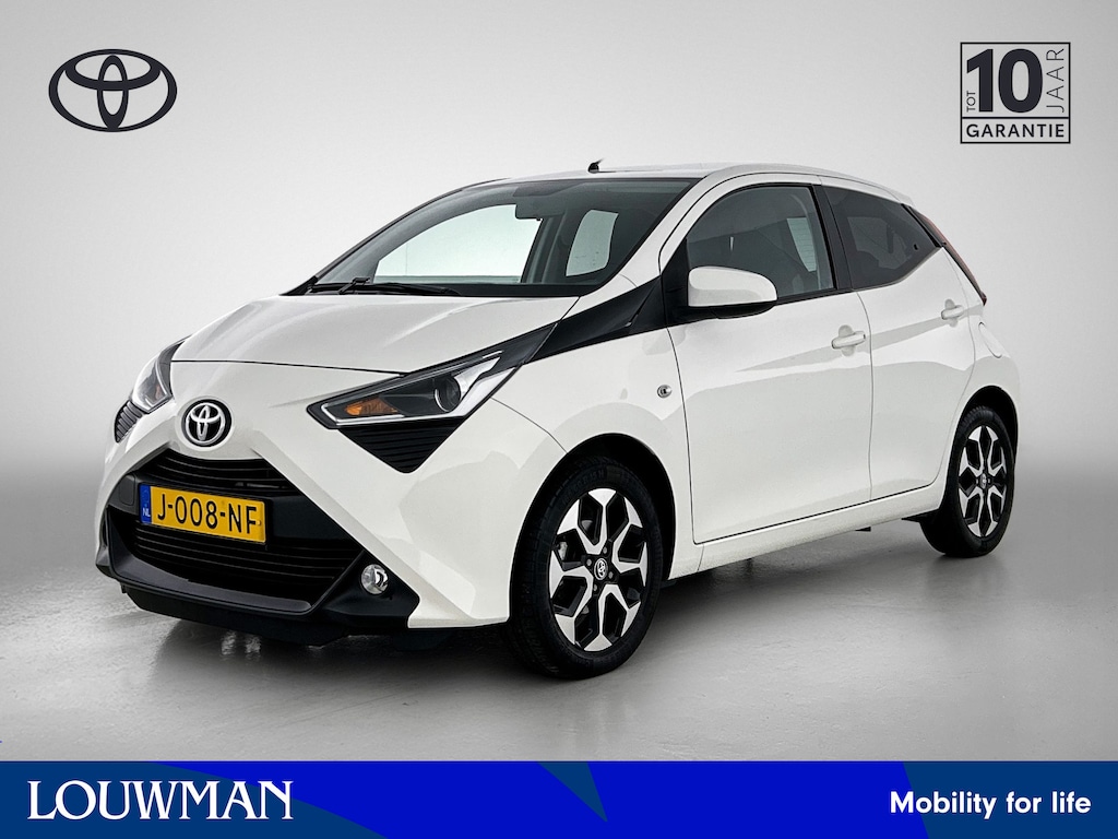 Toyota Aygo 1.0 VVT-i x-joy Automaat | NIEUW GELEVERD & ONDERHOUDEN | Climate Control | Apple Carplay / Android Auto | SL 19