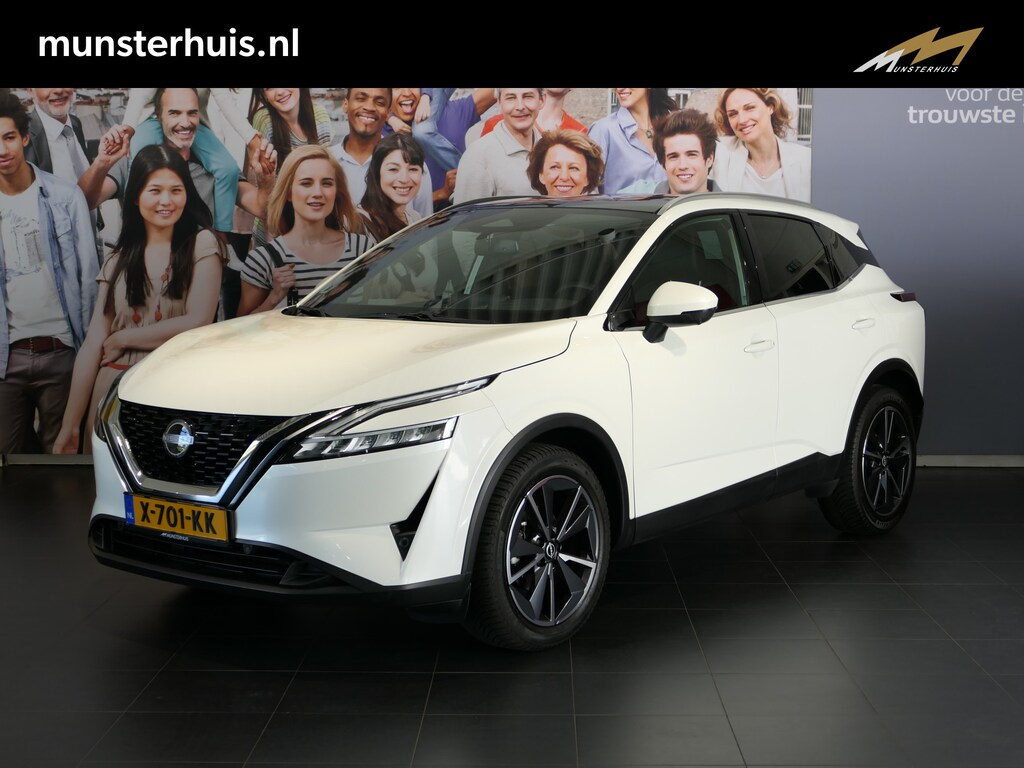 Nissan Qashqai 1.3 MHEV Xtronic Tekna *1.800kg trekgewicht!* - Occasion Lease vanaf €509 p/m - Panoramadak - Dakrails - Trekhaak - Allseasons