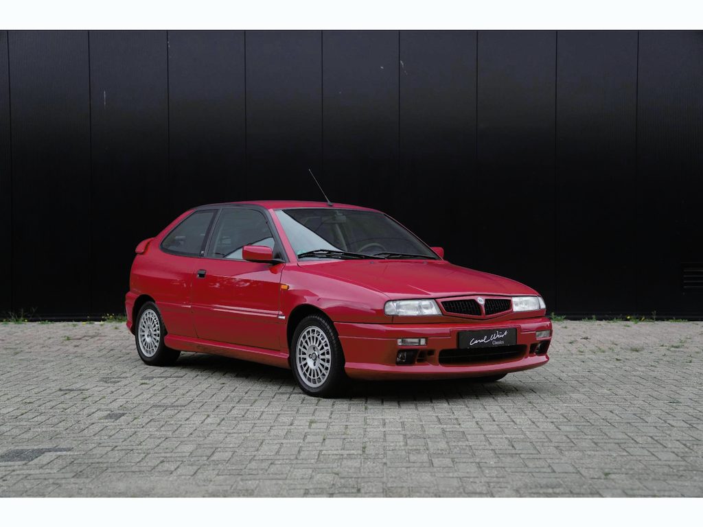 Lancia Delta HPE 1.8-16V VVT
