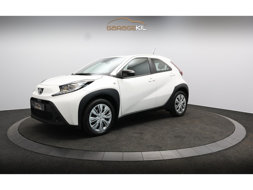 Toyota Aygo X 1.0 VVT-i S-CVT Play 1ste eigenaar / dealer onderh. /  Carplay / AUTOMAAT! / Adap. cruise / All season / Lane assist / Bluetooth