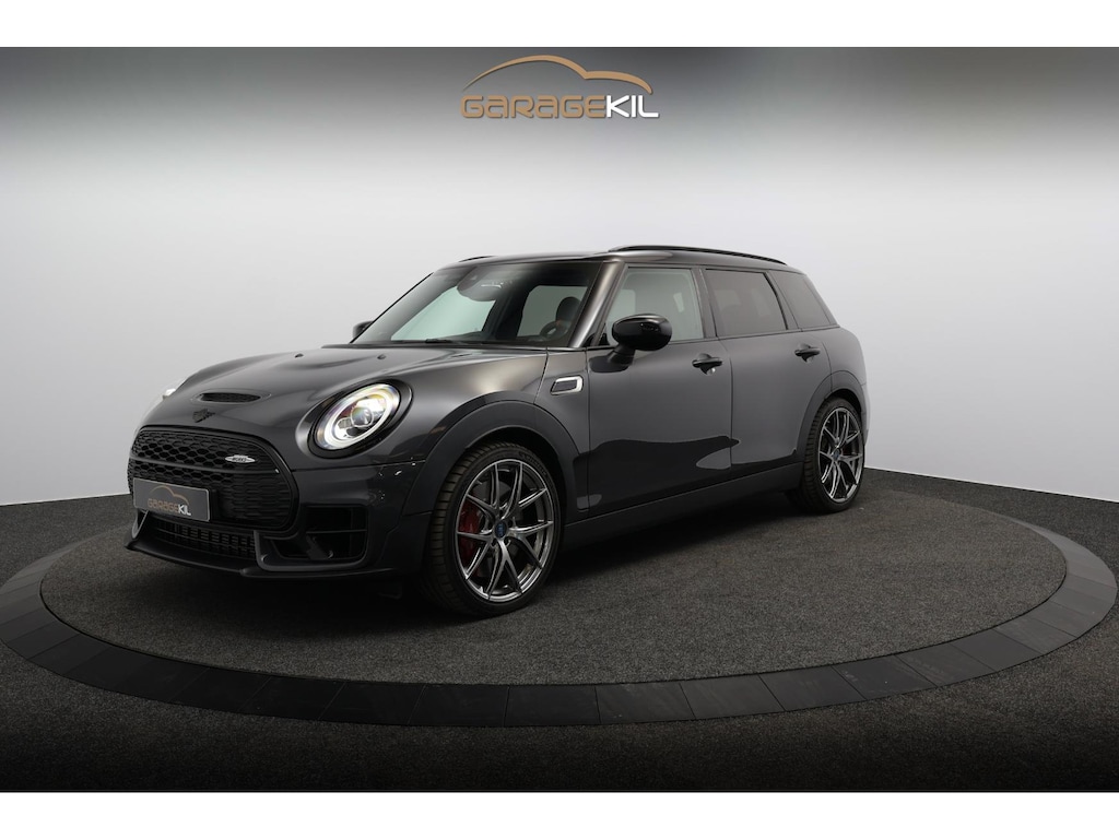 MINI Clubman 2.0 JCW ALL4 Chili Dealeronderh. / 306pk! / Harman Kardon / Comfort Acces / Panoramadak / Sportstoelen / Stoelverwarming