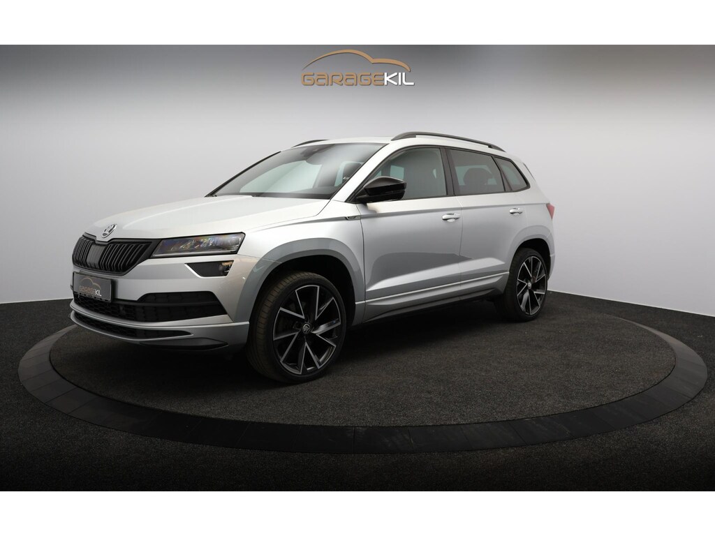 Skoda Karoq 1.5 TSI ACT Sportline Business 1e Eig / Dealeronderh / Pano / 19 inch / LED / ACC / Keyless / Virtual /