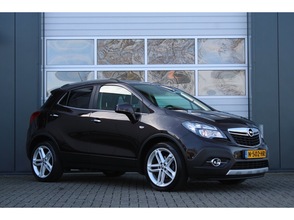 Opel Mokka 1.4 T Cosmo 4x4 140pk Camera/Cruise/Stoel&Stuurverwarming/Bi-Xenon/PDCv+a/Navi/Bluetooth/RadioCD.AUX.USB/19"LM/Trekhaak