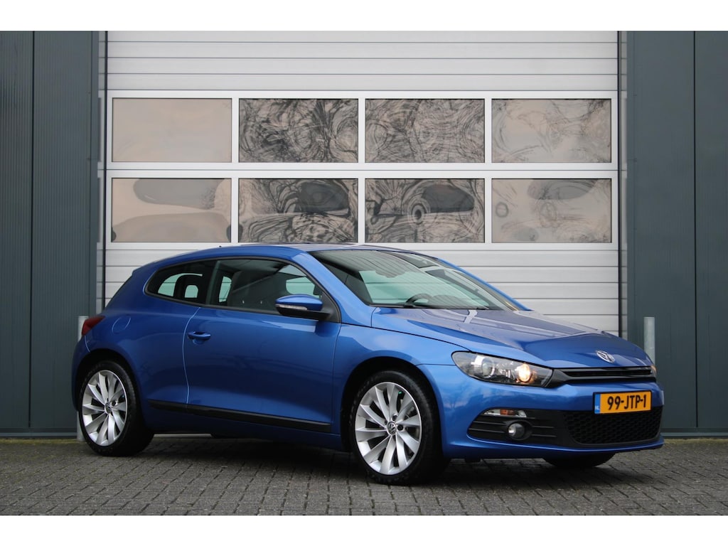 Volkswagen Scirocco 1.4 TSI DSG 161pk Clima/Cruise/Stoelverwarming/Bi-Xenon/PDC/Leder/RadioCD.AUX/18"LM/GoedOnderhouden/84.852km