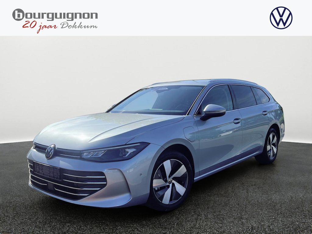 Volkswagen Passat Variant 1.5 eHybrid Business | Trekhaak | DCC | A.cam | ACC | PHEV |