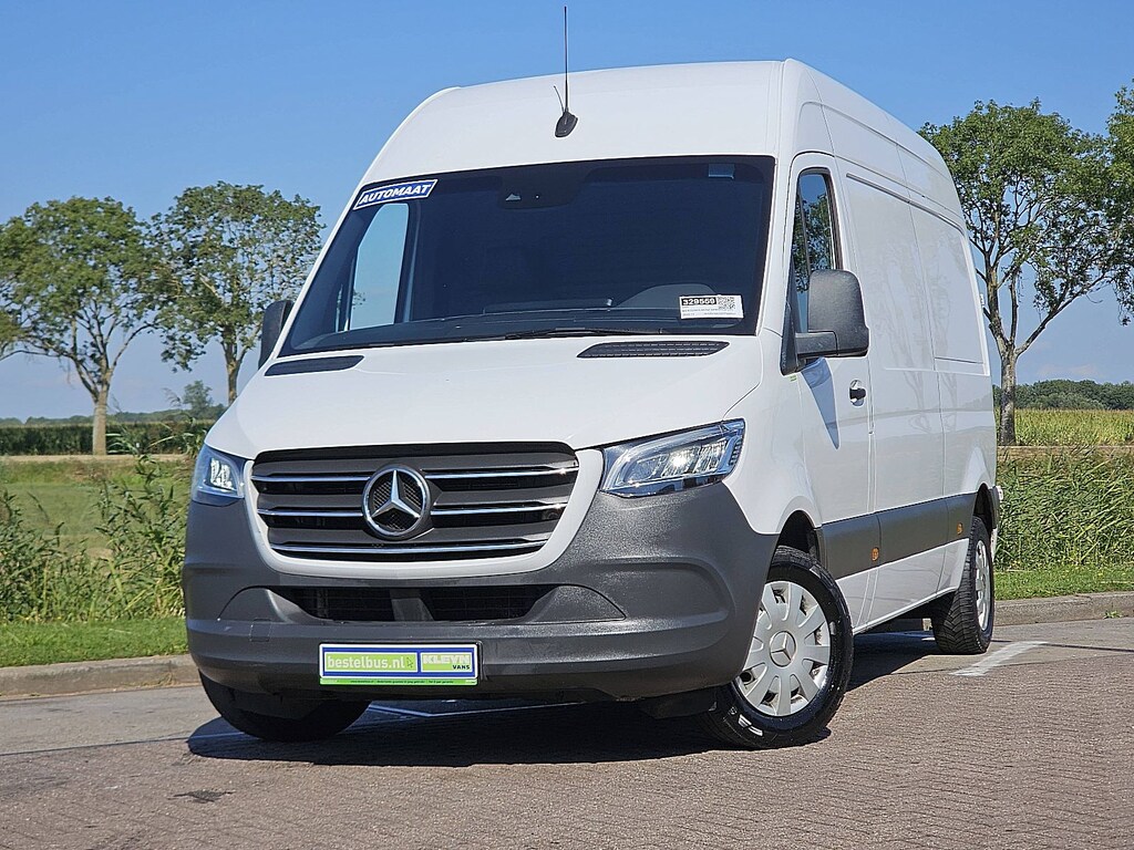 Mercedes-Benz Sprinter 315 L2H2 LED Mbux10 AC!