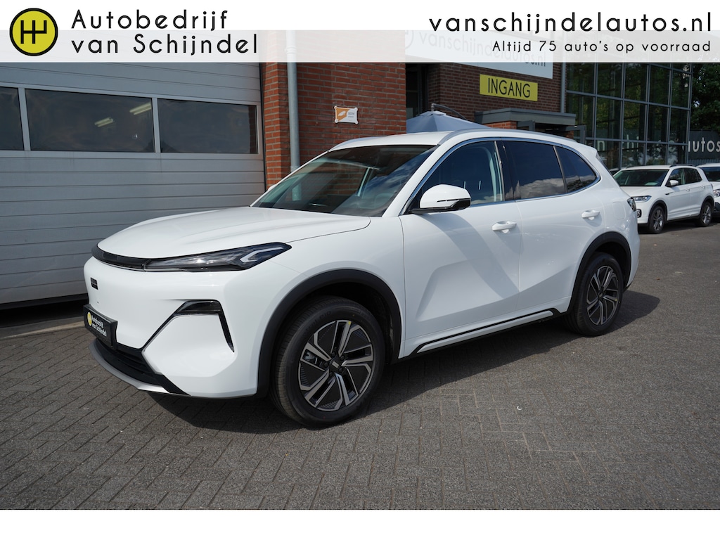 Geely Starray EM-i 1.5 Pro 262pk PLUG-IN HYBRIDE NIEUW! RIJKLAAR 6X OP VOORRAAD DIV. KLEUREN - 8 JAAR GARANTIE LEDER - 360 CAM - STOEL- EN STUURVERWARMING - 18 INCH LMV - ADAPT. CRUISE - DAB+ - DODEHOEK - FULL LED - LANE ASSIST - PRIVACYGLAS
