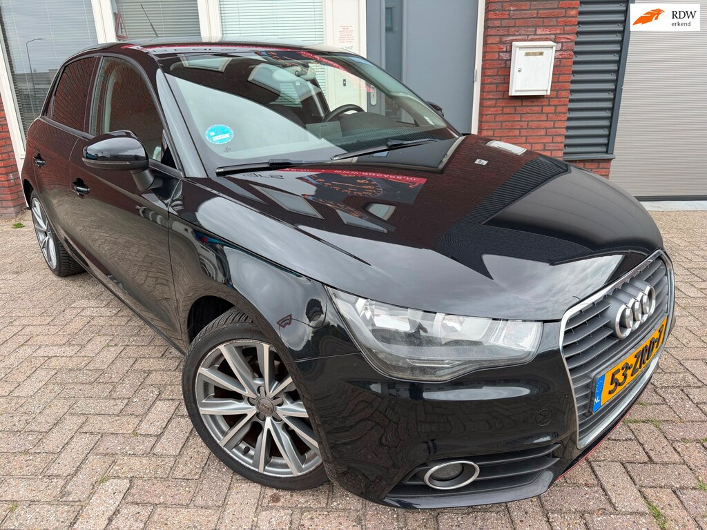 Audi A1 Sportback 1.2 TFSI Connect / Navi / Airco / Cruise / LM / 5DRS / NAP