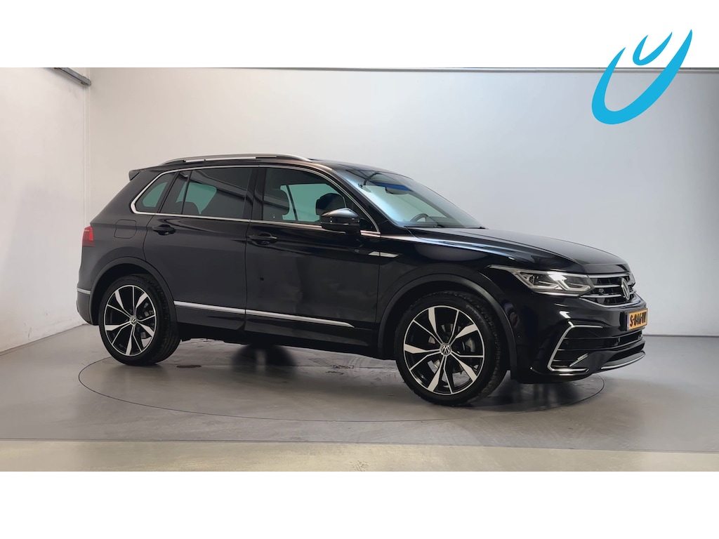 Volkswagen Tiguan 1.5 TSI 150pk DSG R-Line Business Panoramadak Camera Virtual Cockpit Stoelverwarming