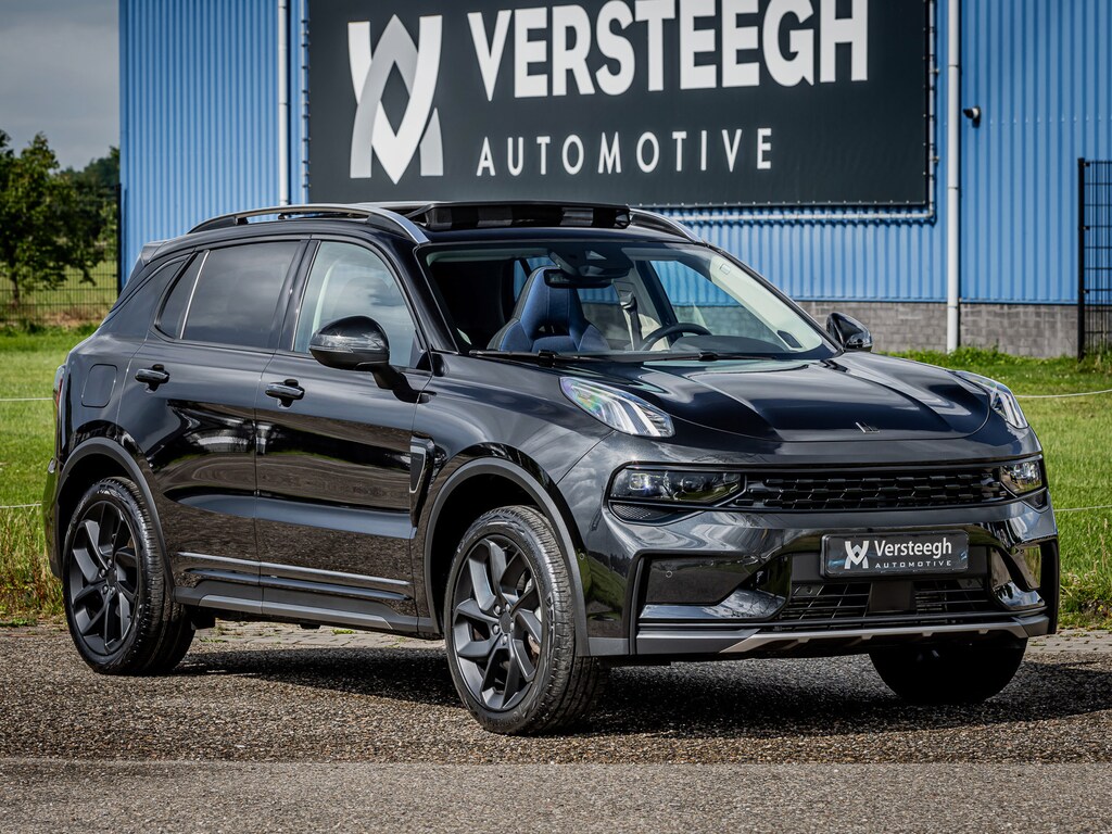 Lynk & Co 01 1.5 Plug-In Hybrid 262pk BLACKED OUT | 360 Camera | Panoramadak