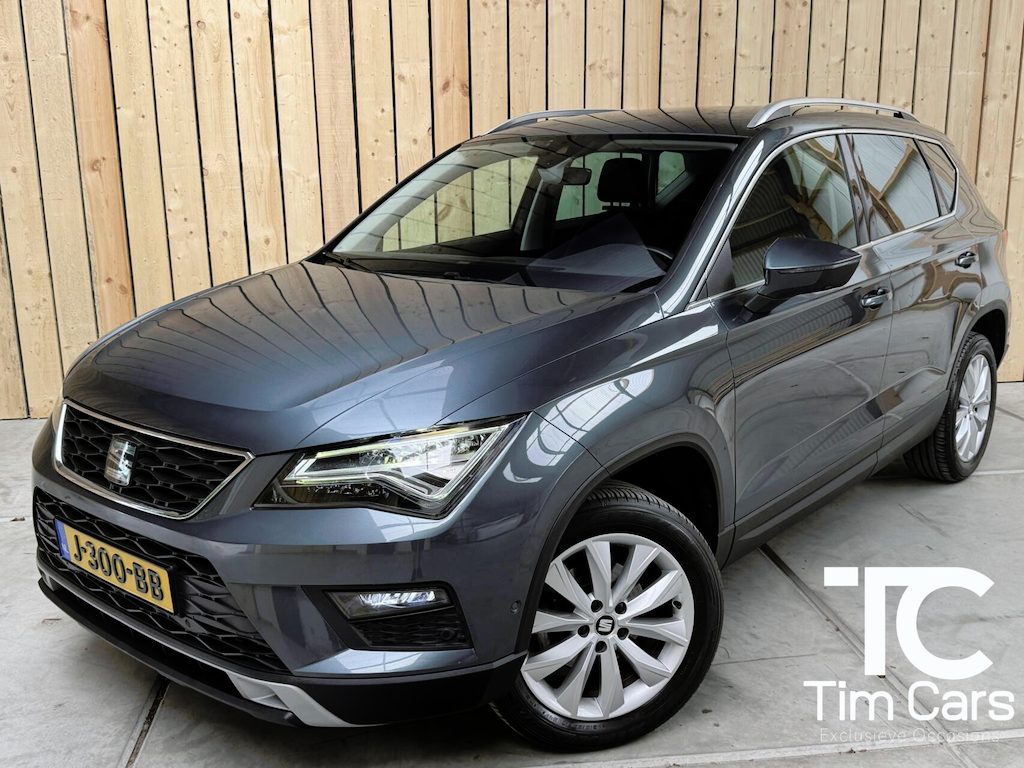 SEAT Ateca 1.0 EcoTSI Style Business Intense Alcantara | Apple CarPlay/Android Auto Full-link | Achteruitrijcamera | Cruise & climate control | DAB ontvanger | Groot licht assistent | LED verlichting | Parkeersensoren voor en achter