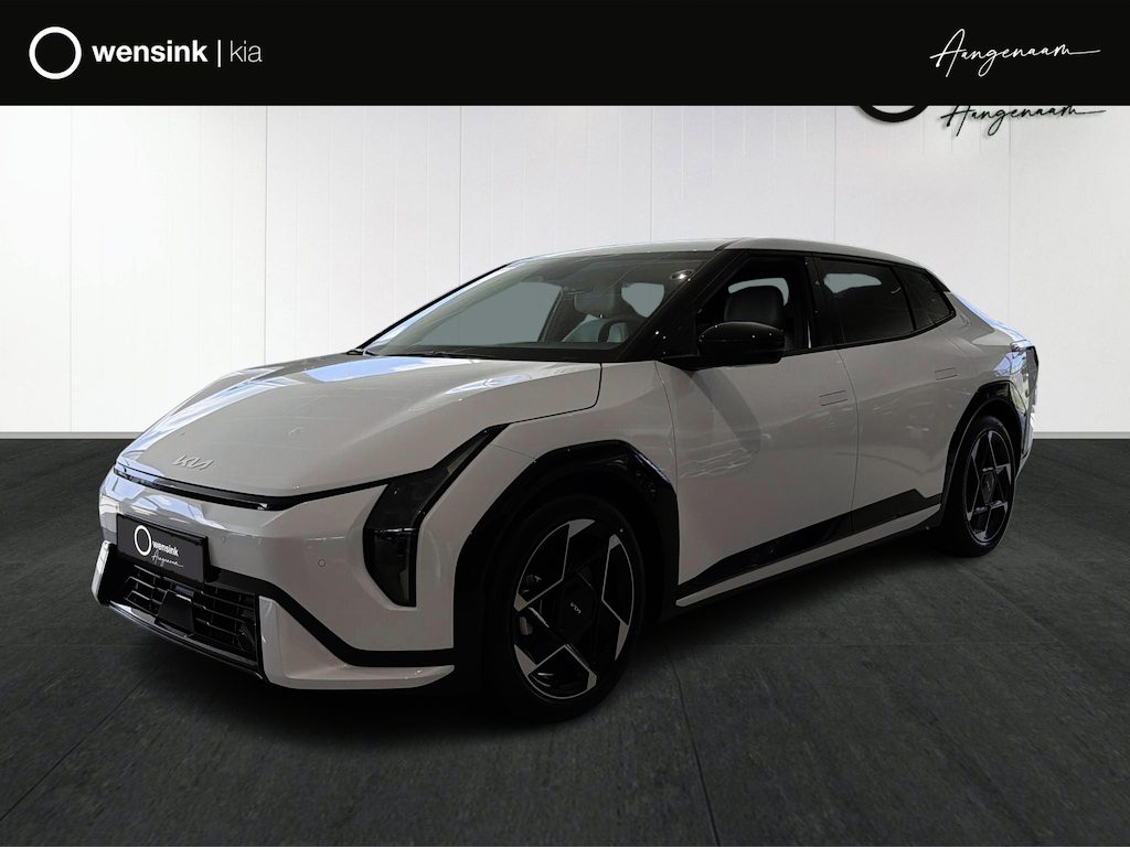 Kia EV4 Fastback GT-Line Business Edition 81.4 kWh | Stoel- en stuurwielverwarming | Adaptieve Cruisecontrol | Privacy glass | Achteruitrijcamera | Elektrisch verstelbare voorstoelen |