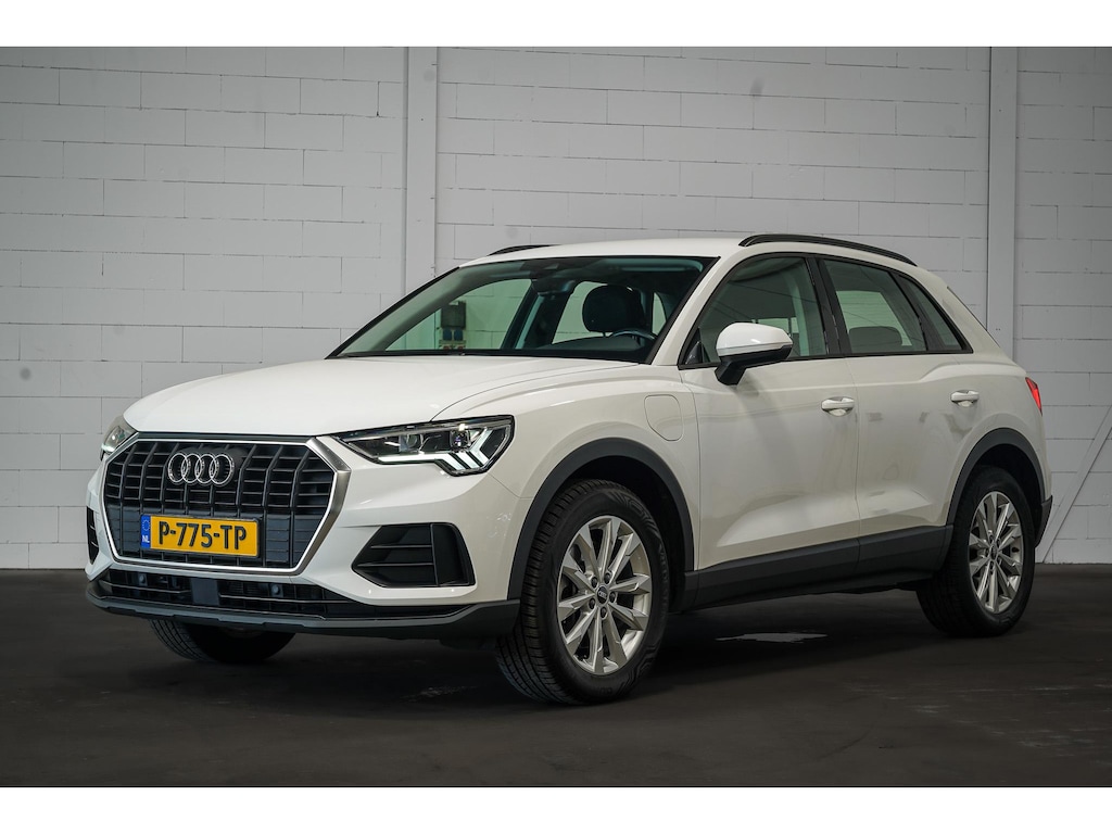 Audi Q3 45 TFSI e Advanced edition | All-season | Apple Carplay | Sportstoelen | LED