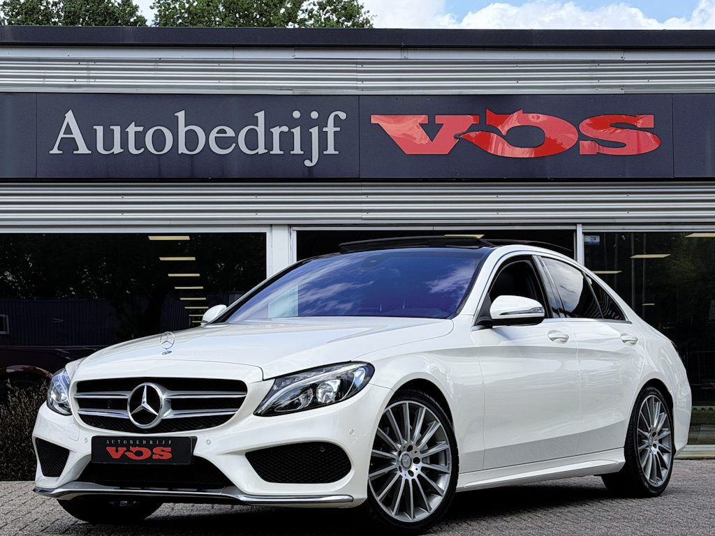 Mercedes-Benz C-klasse 180 | AMG-Line | Panodak | Leder | Trekhaak | NL auto!