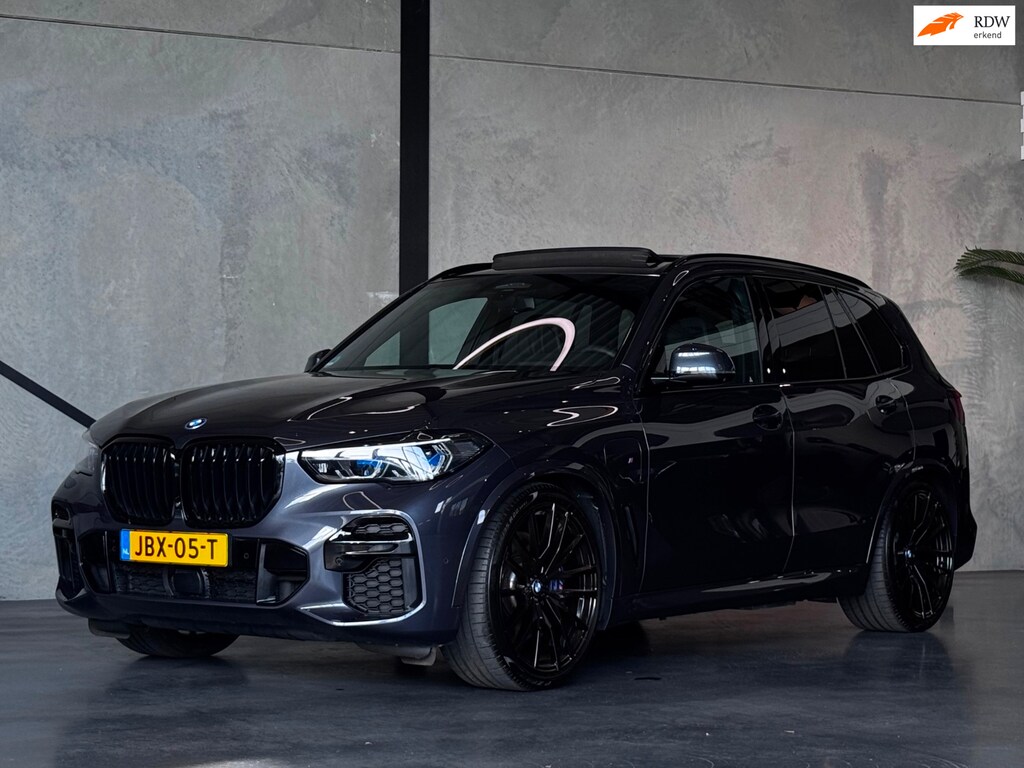 BMW X5 45e M-Sport,Pano,Carbon,Stoelkoeling,Laser,Massage,Crafted Clarity,4-zone Clima,SoftClose,Trekhaak,enz..