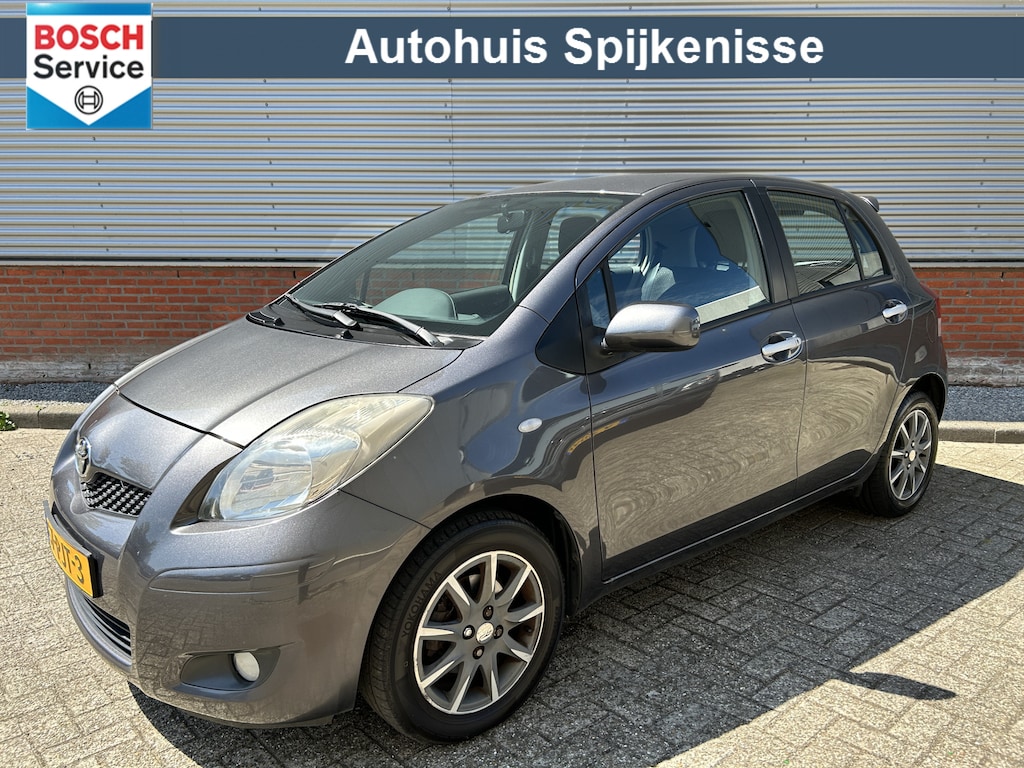 Toyota Yaris 1.3 VVTi Aspiration | Automaat | Climate Controle | Navigatie | Afn. Trekhaak | Goed onderhouden |
