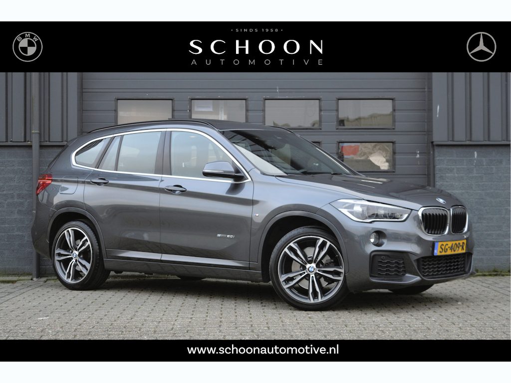 BMW X1 sDrive20i High Executive | M-PAKKET | PANO | ACC | HUD | CAMERA |