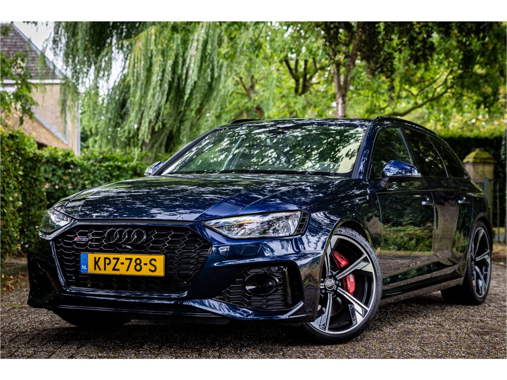 Audi RS4 A4 Avant 2.9 TFSI quattro RS Dynamic 280 v/max Exclusive Head Up Bang & Olufsen