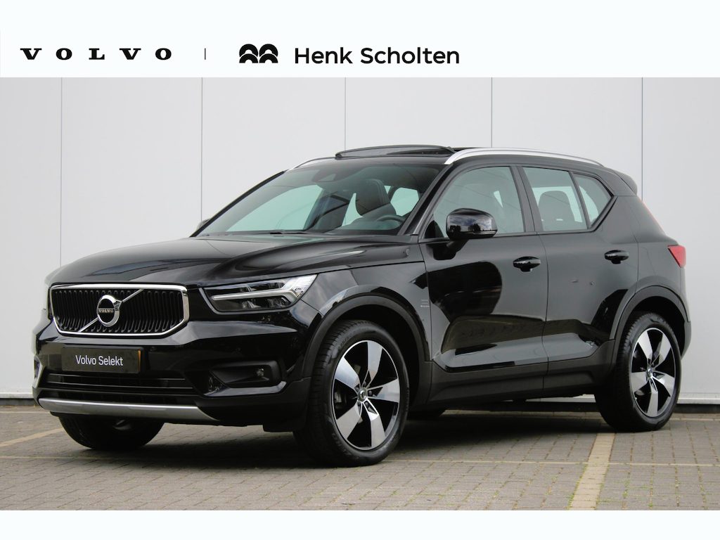 Volvo XC40 T2 Automaat Business Pro | Adaptive Cruise & Pilot Assist | Panoramisch Schuif-/kanteldak | Verwarmbare voorstoelen+stuur | AppleCarplay | Semi-elektr. inklapbare trekhaak | Keyless Entry | Park Assist & Camera Achter | DAB+ | Navigatie | 19'' Lichtmetalen wielen |