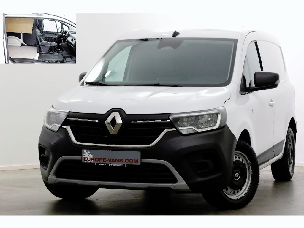 Renault Kangoo 1.3 TCe 130pk Petrol automatic French registration 03-2022
