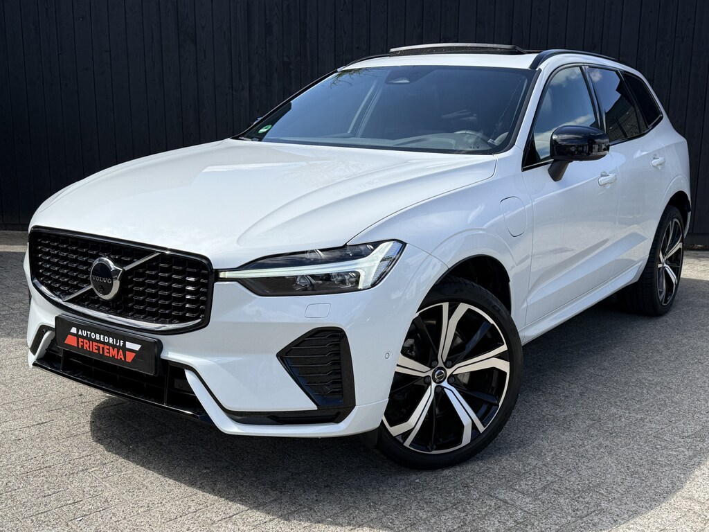 Volvo XC60 2.0 T6 Plug-in hybrid AWD Plus Dark