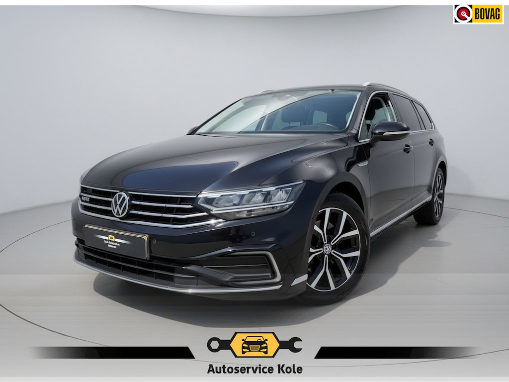 Volkswagen Passat Variant 1.4 TSI PHEV GTE * Trekhaak * AUTOMAAT * Parkeercamera * Head-up Display *