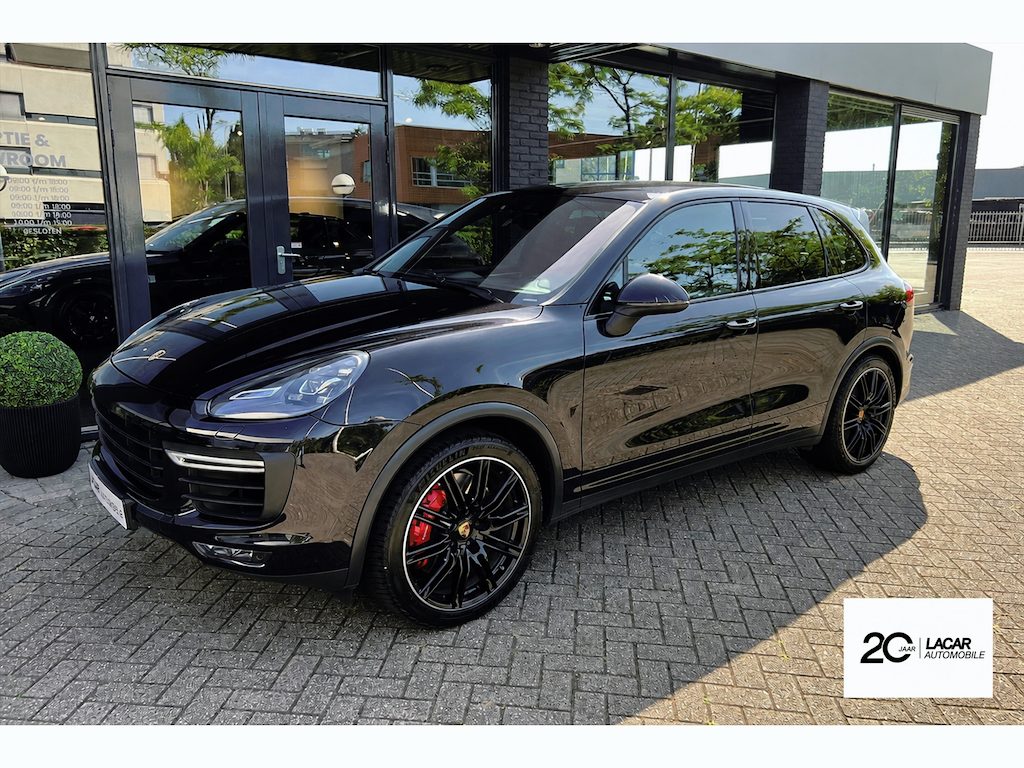 Porsche Cayenne 4.8 Turbo