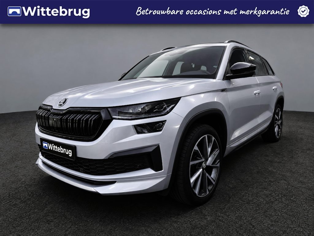 Skoda Kodiaq 1.5 TSI Sportline Business DSG Automaat 20"LM Velgen / Zwenkbare trekhaak / Functiepakket / Keyless / A-Klep electrisch / Navigatie