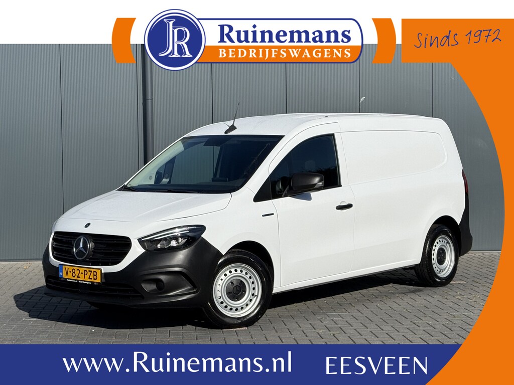 Mercedes-Benz eCitan 112 Pro L2H1 / 51 kWh / 2.469 KM / ** RIJKLAAR ** / LED HIGH PERFORMANCE KOPLAMPEN / CAMERA / ECC / TREKHAAK / STOELVERW