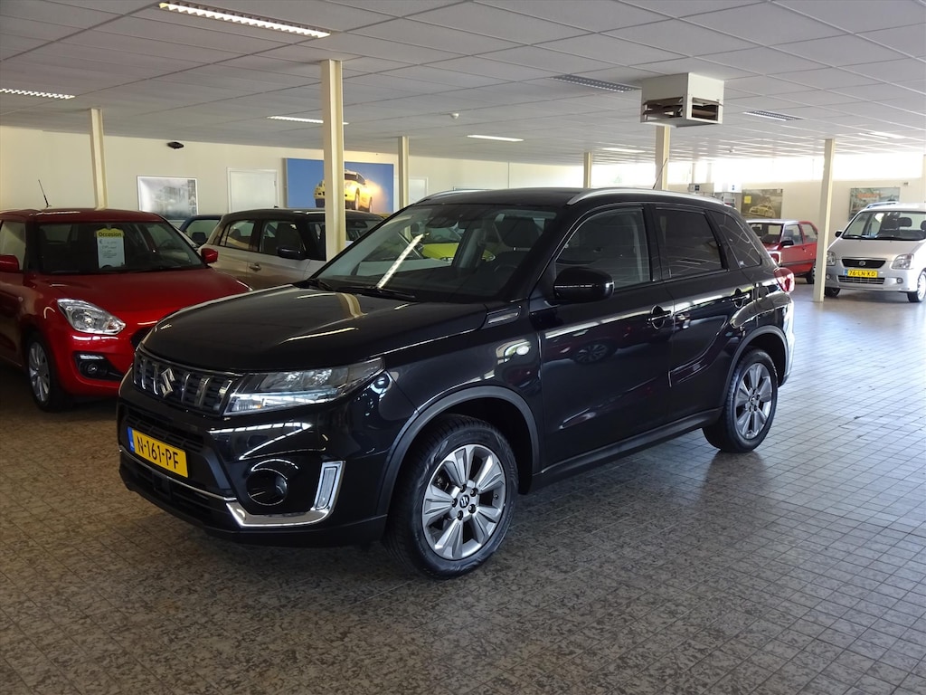 Suzuki Vitara 1.4 Smart Hybrid Select, Orig. NL, Navigatie, Trekhaak