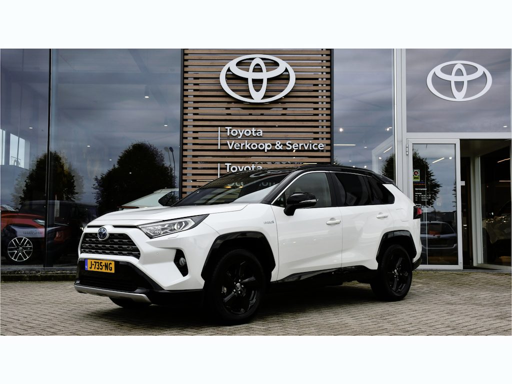 Toyota RAV4 2.5 Hybrid Bi-Tone Automaat 218pk | Voorstoelen verwarmd | Parkeersensor voor en achter | Lendesteun(en) verstelbaar | Voorruit verwarming