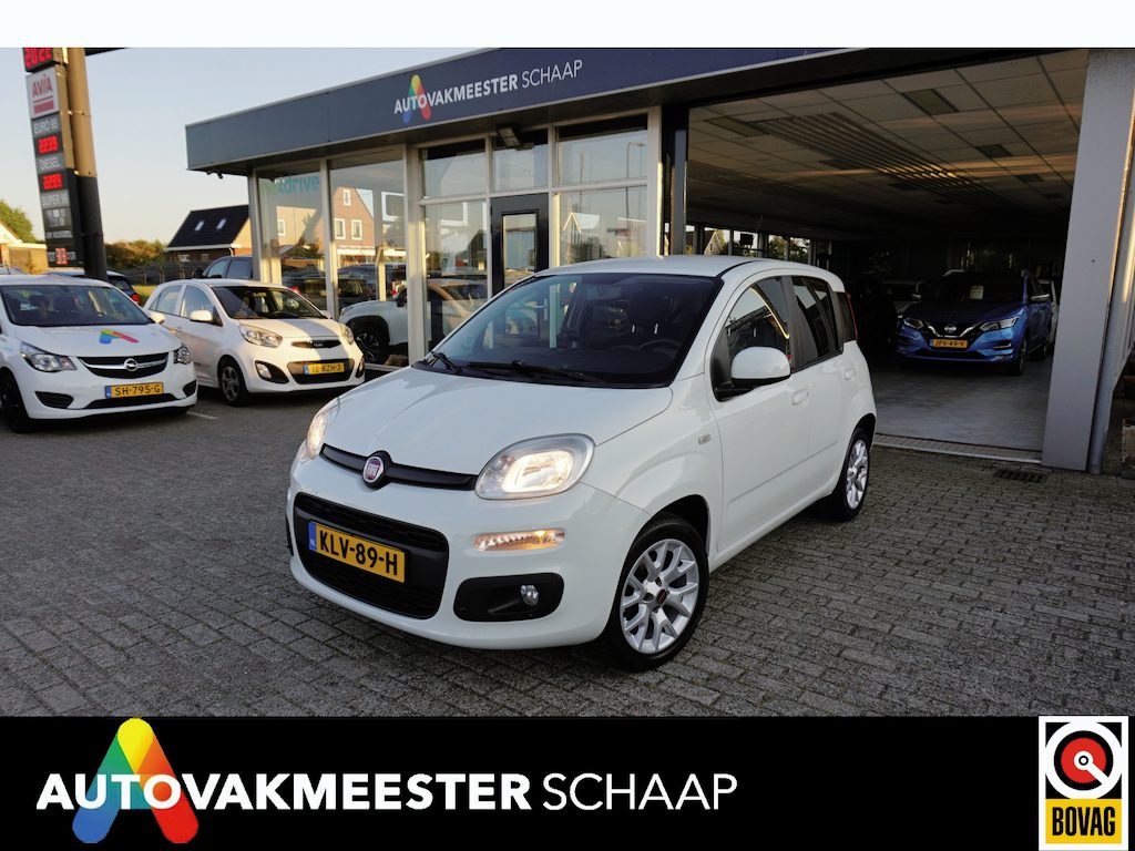 Fiat Panda 1.2 Lounge , 4cil , 5pers , Incl nw apk/beurt & 12 mnd bovag garantie