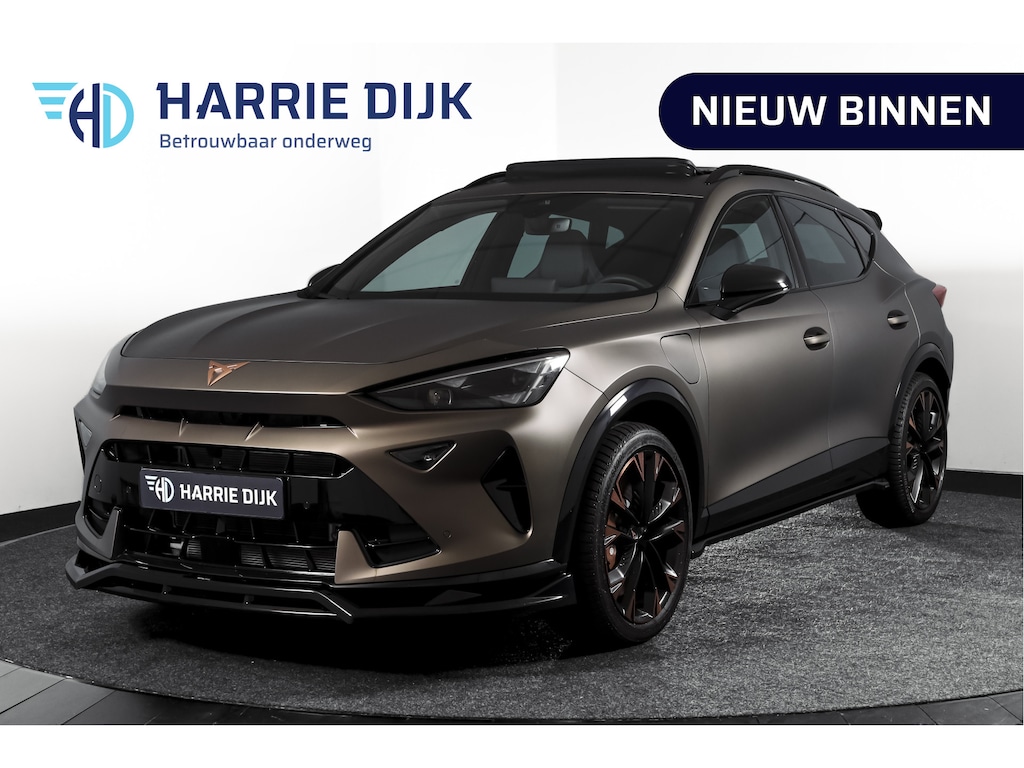 CUPRA Formentor 1.5 TSI e-Hybrid 272 PK VZ Extreme | Maxton Design | Bronze Matt | S/K-Panodak | Sennheiser | Elek. stoelen | Matrix LED | Adapt. Cruise | Stoel-+stuurverw. | Camera | NAV+App. Connect | Elek. Klep | LM 19" | 8666