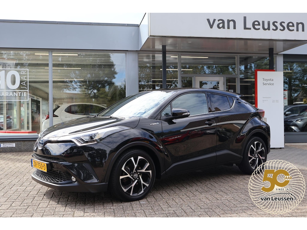 Toyota C-HR / C-HR+ 1.8 Hybrid Style Ultimate NL-AUTO JBL PARKEERSENSOREN NAVI KEYLESS 1E EIGENAAR AD-CRUISE LED DODEHOEKDETECTIE