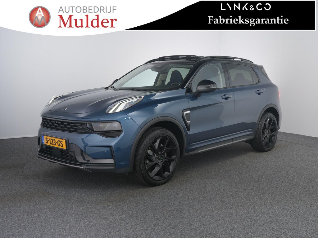 Lynk & Co 01 1.5 | Black pakket | Afneembare trekhaak | Pano | 360 Camera |