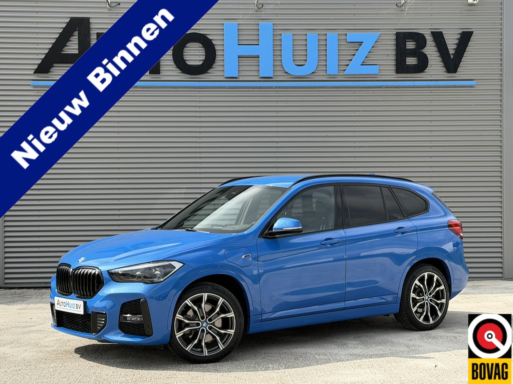BMW X1 xDrive25e M Sport Head Up ACC Head-Up Display Achteruitrijcamera Carplay 19 Inch SOH 88%