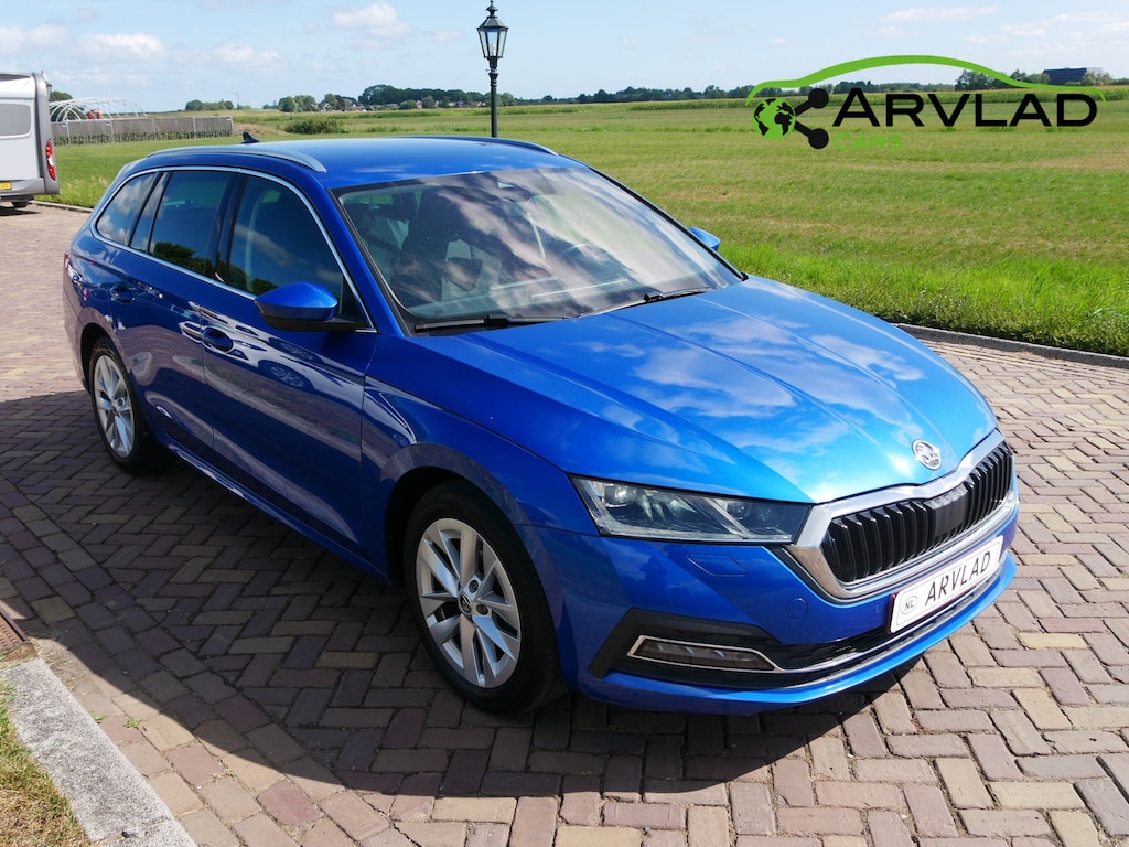 Skoda Octavia Combi 2.0 TDi 115 DSG CLEVER | CLIMA | 10999 NETTO **