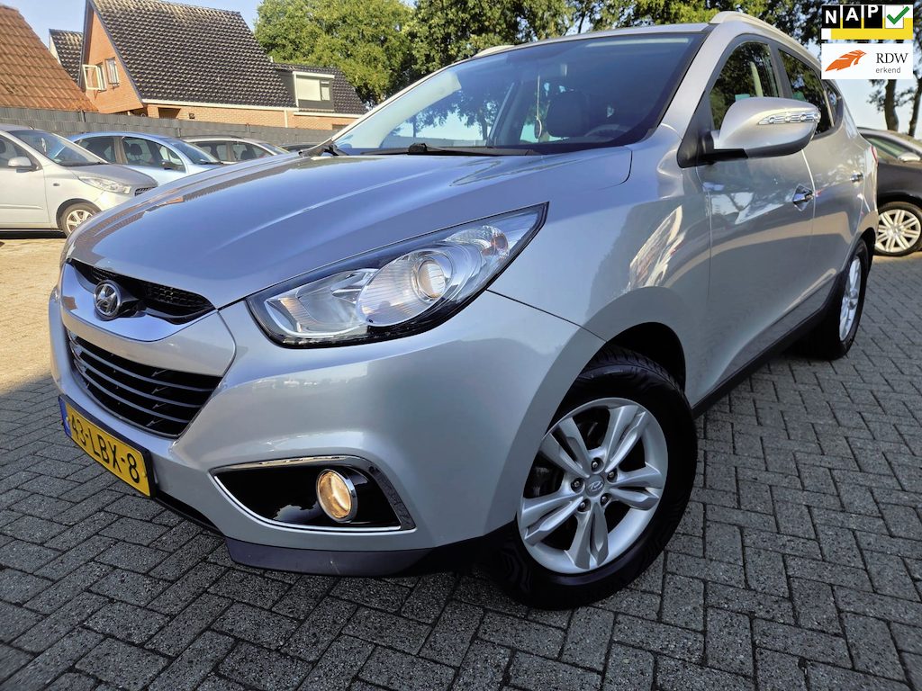 Hyundai ix35 2.0i Active 2010. Climate/Cruise/Trekhaak/Half leder etc.. APK 08-2027