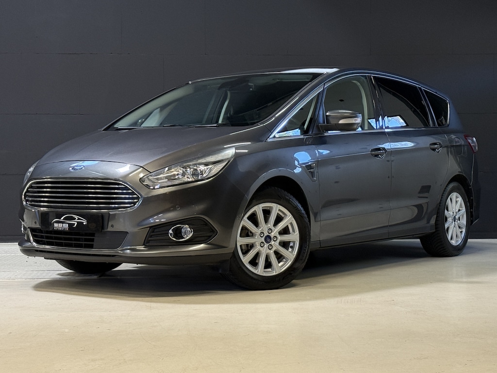 Ford S-Max 1.5 Titanium 7p. | Stoel/stuur verwarming | Trekhaak | Apple Carplay