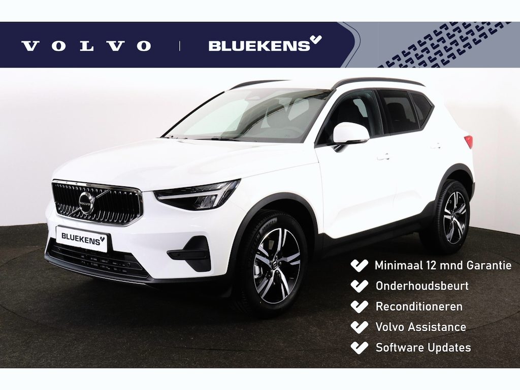 Volvo XC40 B3 Core Business - Harman Kardon - Adaptive Cruise Control met Pilot Assist - BLIS dodehoekassistentie - Voorstoelen en stuurwiel verwarmbaar - Keyless - Elektr. bedienbare achterklep - Parkeersensoren voor & achter - Parkeer camera acter - 18' LMV - Getint glas v.a. de B-stijl - Google Maps geïntegreerd - Apple®CarPlay