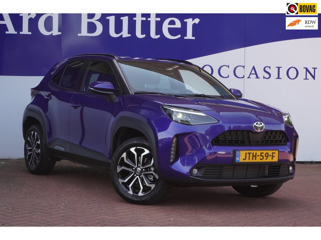 Toyota Yaris Cross 1.5 Hybrid 130 Dynamic / DEC 2025 / Winter&SafetyPakket / 10,5 Inch Scherm / METALLIC BLAUW / = NIEUW !!