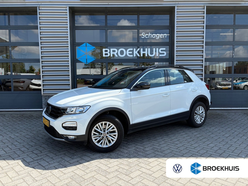 Volkswagen T-Roc 1.5 TSI 150 pk Style 7-DSG | Achteruitrijcamera | Cruise control adaptief | LED koplampen |
