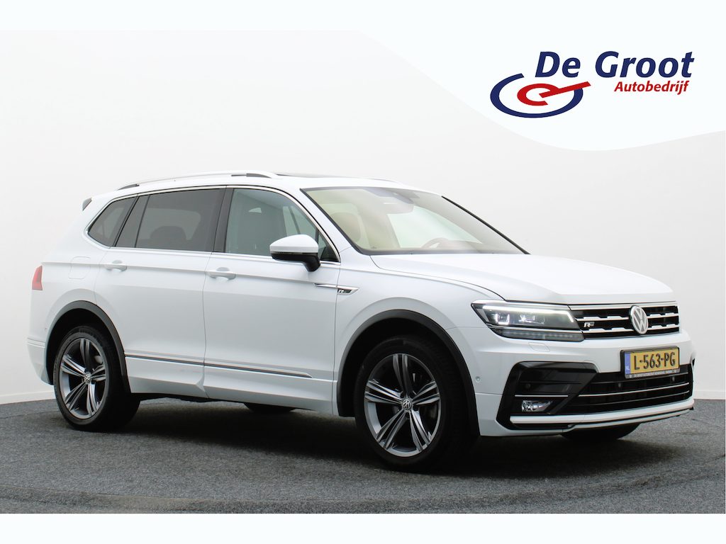 Volkswagen Tiguan Allspace 1.5 TSI DSG Highline Business R-Line 7p. Camera, Apple CarPlay, Panoramdak, Elek. Trekhaak, Virtual Cockpit, LED, 19"