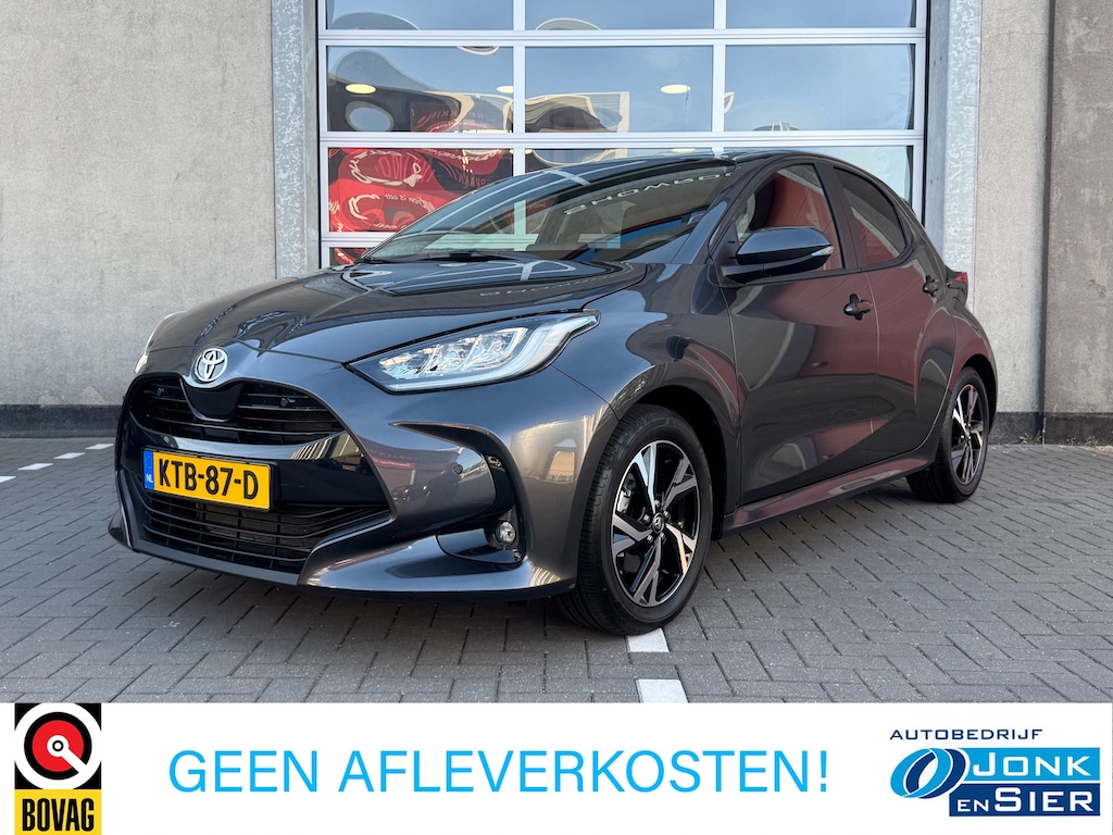 Toyota Yaris 1.5 Hybrid 115 Dynamic|Apple CarPlay/Android Auto|Parkeersensoren|Camera|Dodehoekdet.|Stoelverw.|Stuurverw.|LED