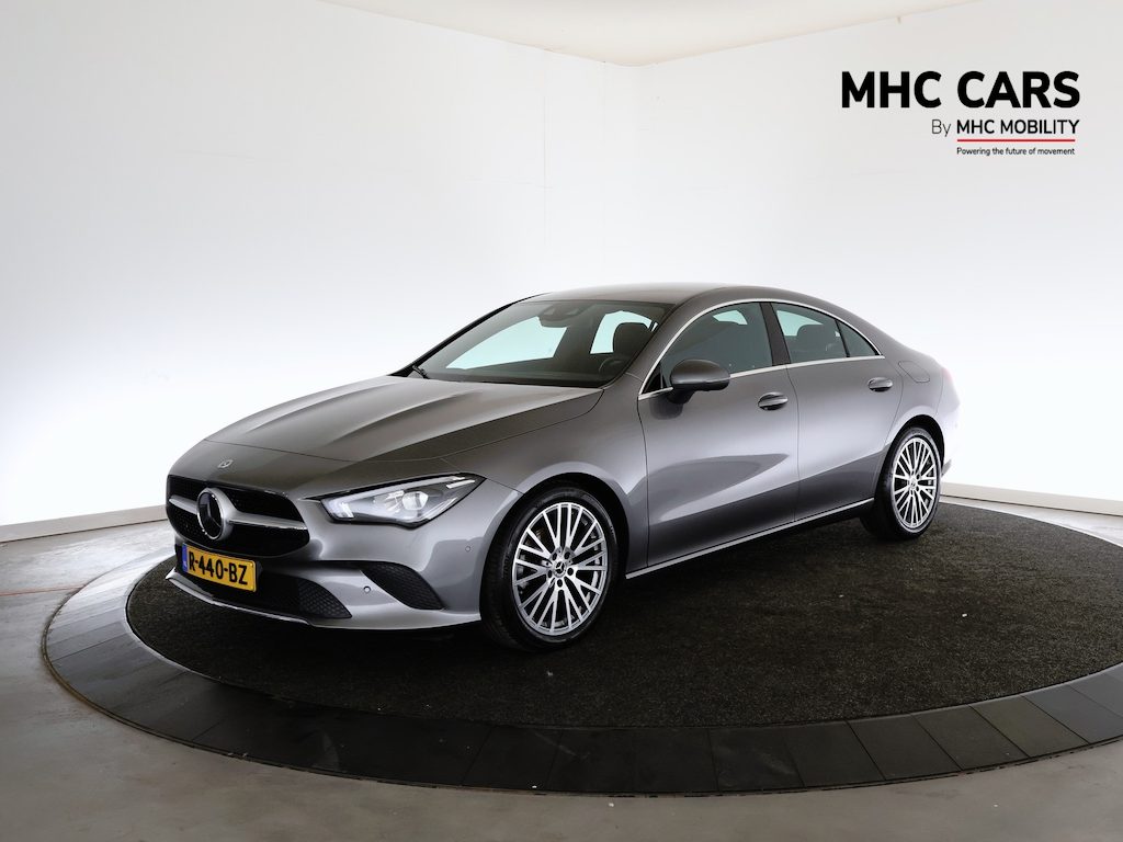 Mercedes-Benz CLA 180 Luxury Line | Navi | Clima | Leder | 12 maanden BOVAG |