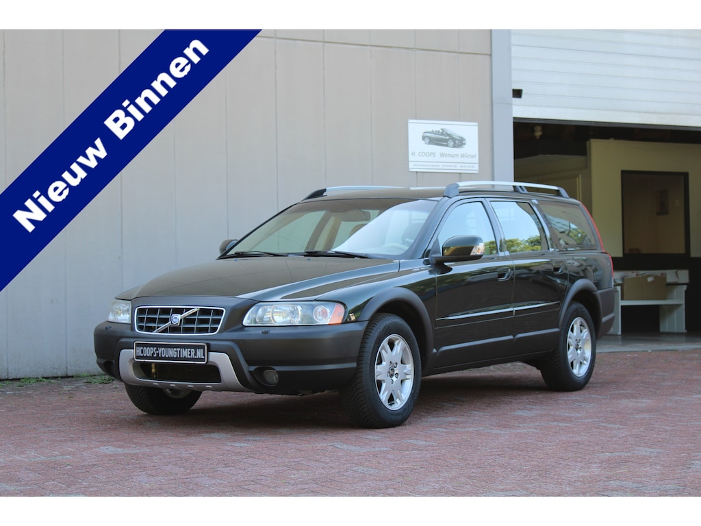 Volvo XC70 2.5 T Summum AUTOMAAT BLIJVEND YOUNGTIMER !!! 8x XC70 op voorraad