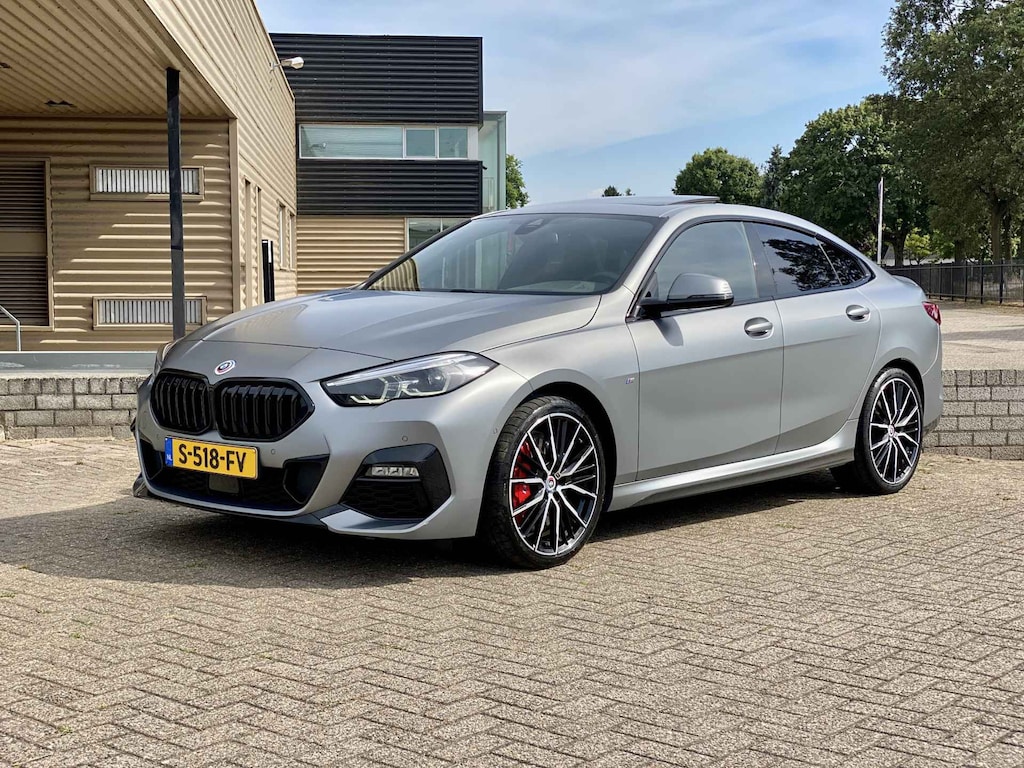 BMW 2-serie Gran Coupé 220i 184pk [ M-performance, BMW individual special request lakkleur ]