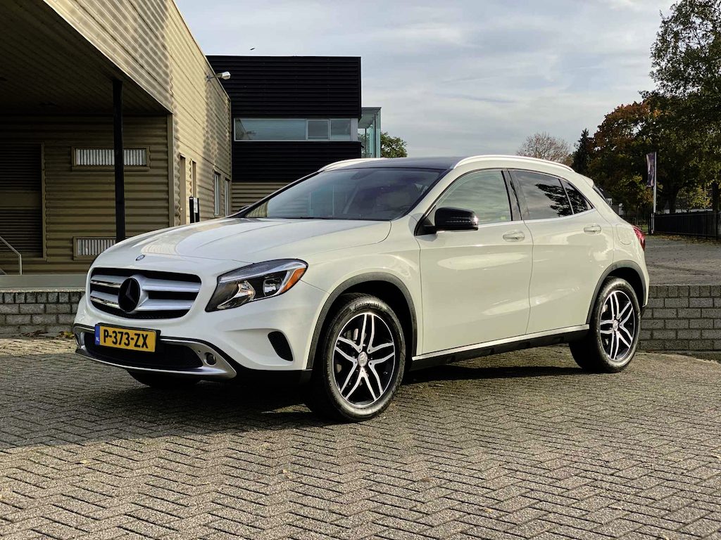 Mercedes-Benz GLA 250 Prestige Automaat 4Matic 211pk [ leer, fm navi, camera, cruise, lmv ]
