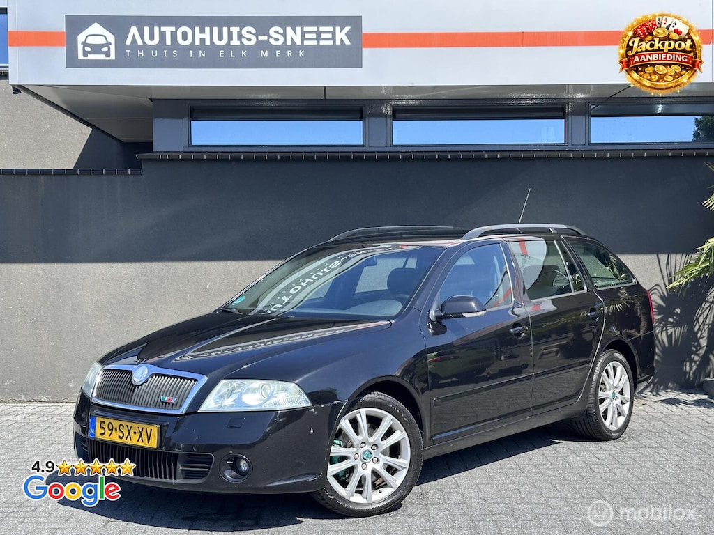Skoda Octavia Combi RS|200PK | Xenon| Trekhaak |Sportstoelen