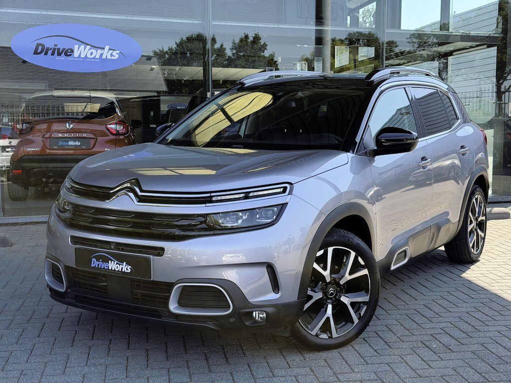 Citroën C5 Aircross 1.2 Shine | Pano | Xenon | Navi | Volledig dealeronderhouden | Nap  Interesse, Proefrit? Bel of app met: 06-24282842 / 06-42130156
